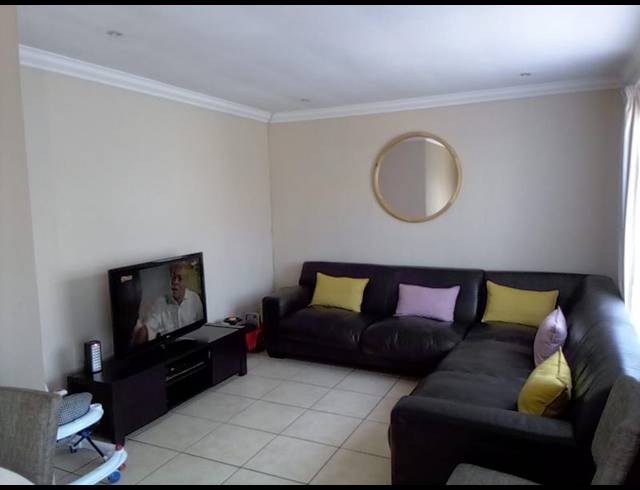 3 BEDROOM HOUSE FOR SALE IN PROTEA GLEN EXT